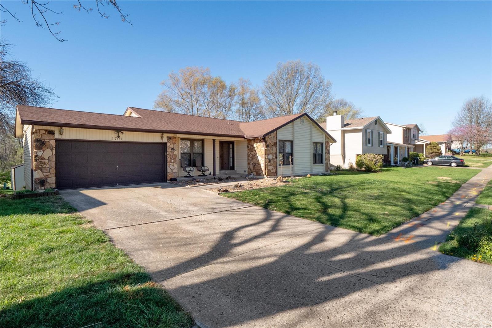 1701 Country Acres Drive