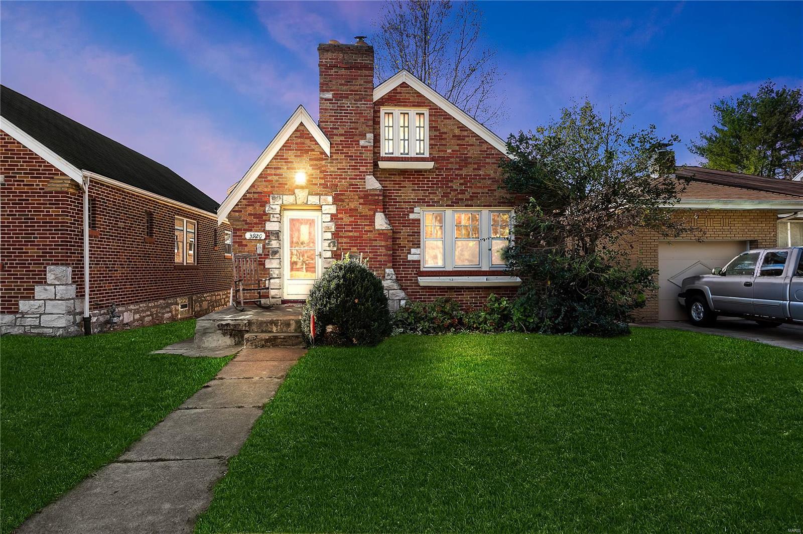 3920 Loughborough Avenue