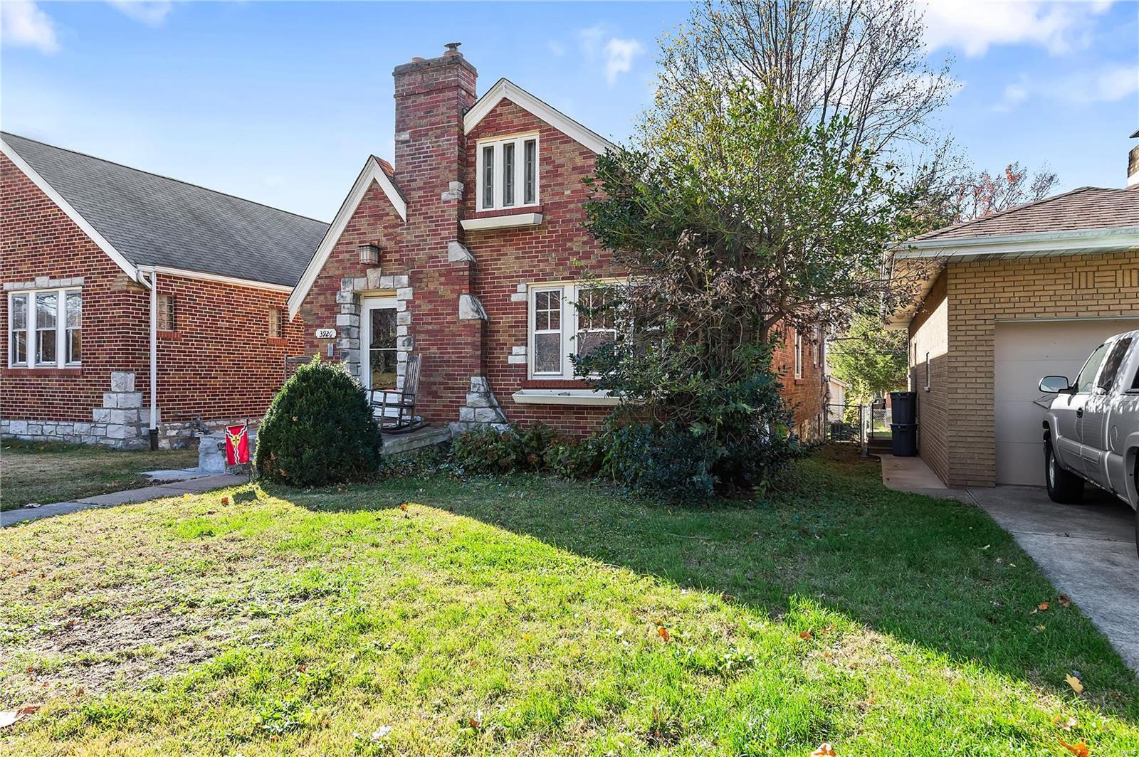 3920 Loughborough Avenue