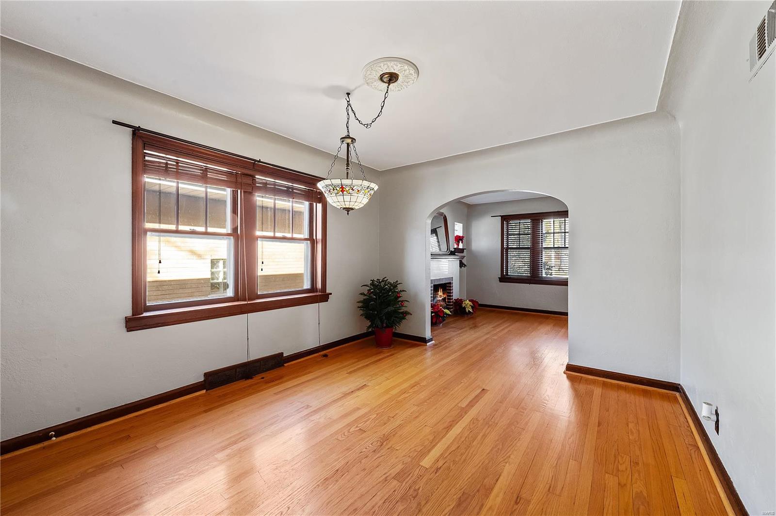 3920 Loughborough Avenue