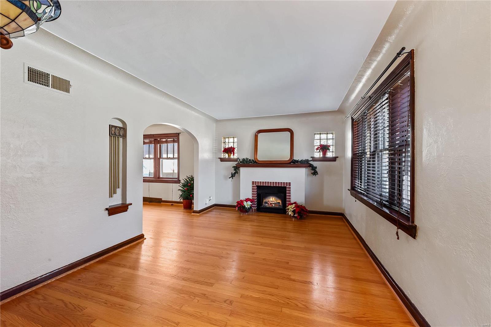3920 Loughborough Avenue