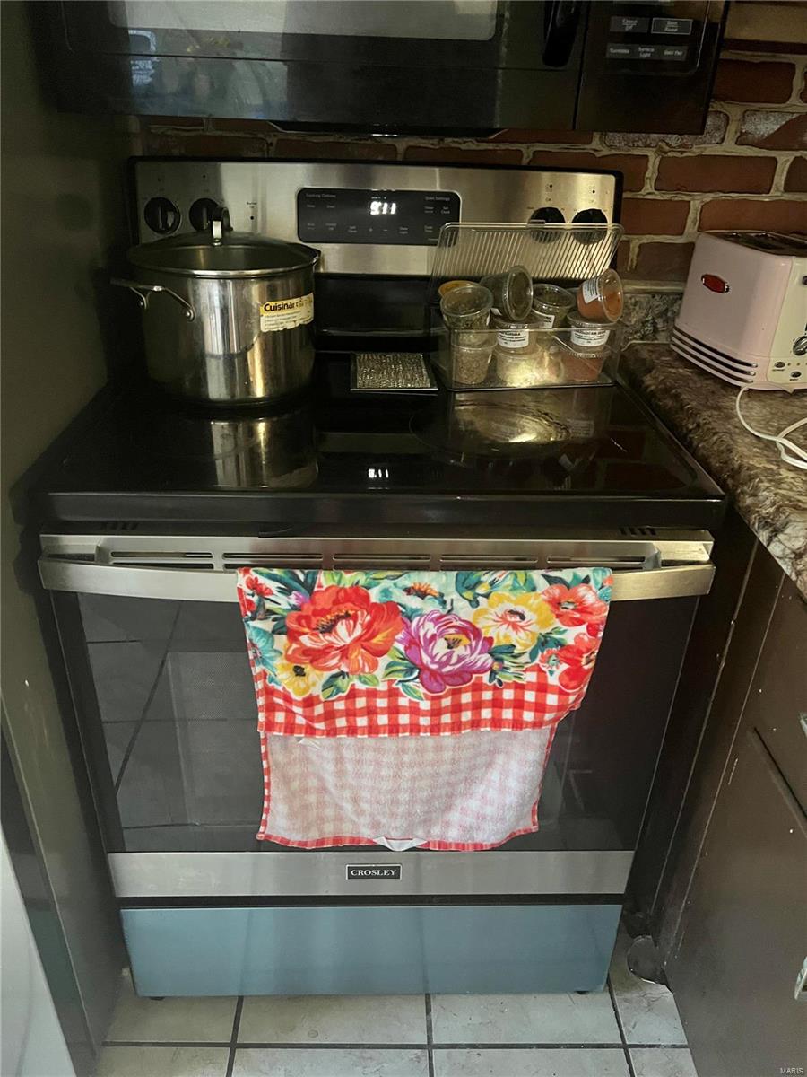 7601 Hazelcrest Drive Unit: C