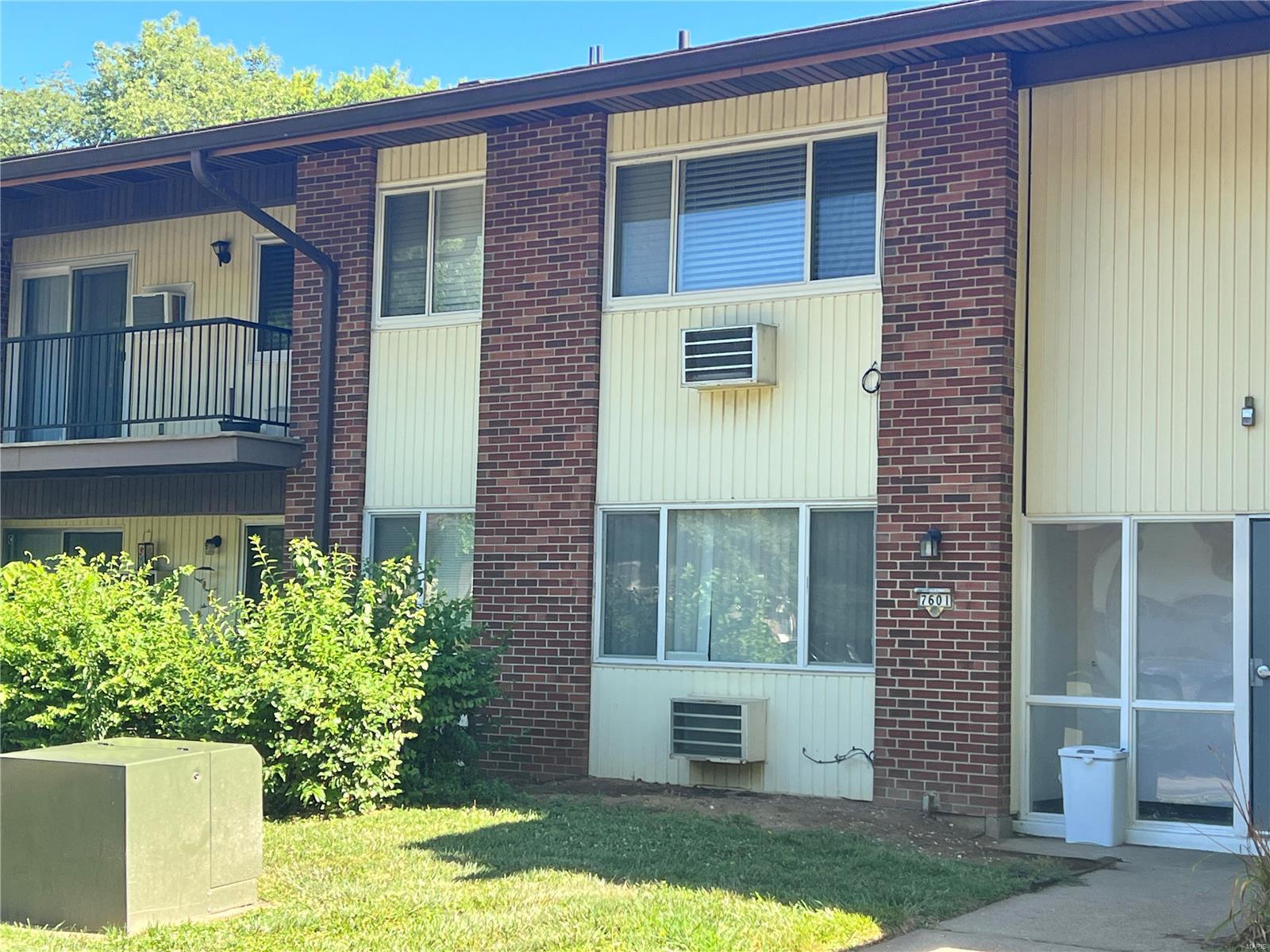 7601 Hazelcrest Drive Unit: C