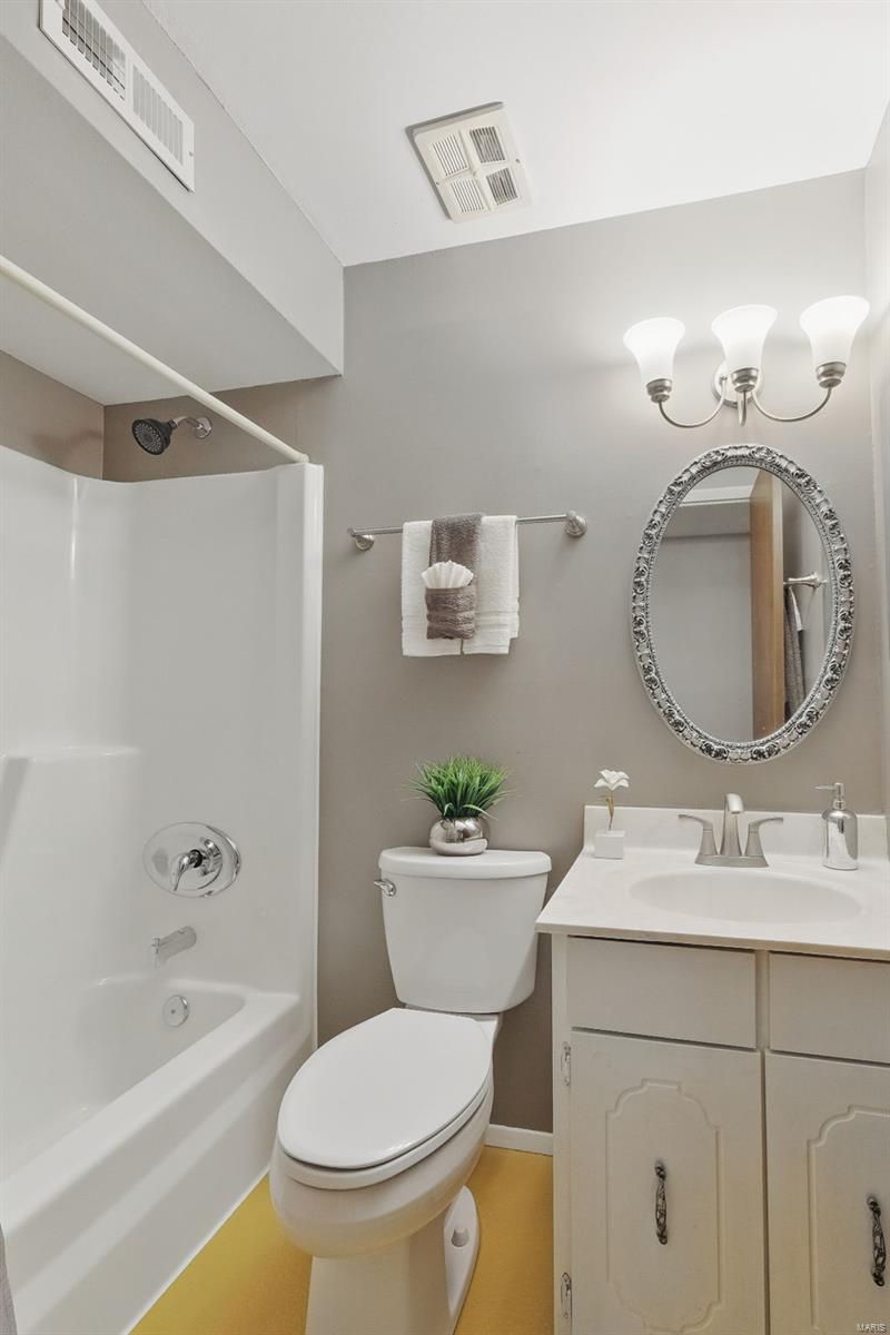 2 Fairways Circle Unit: I