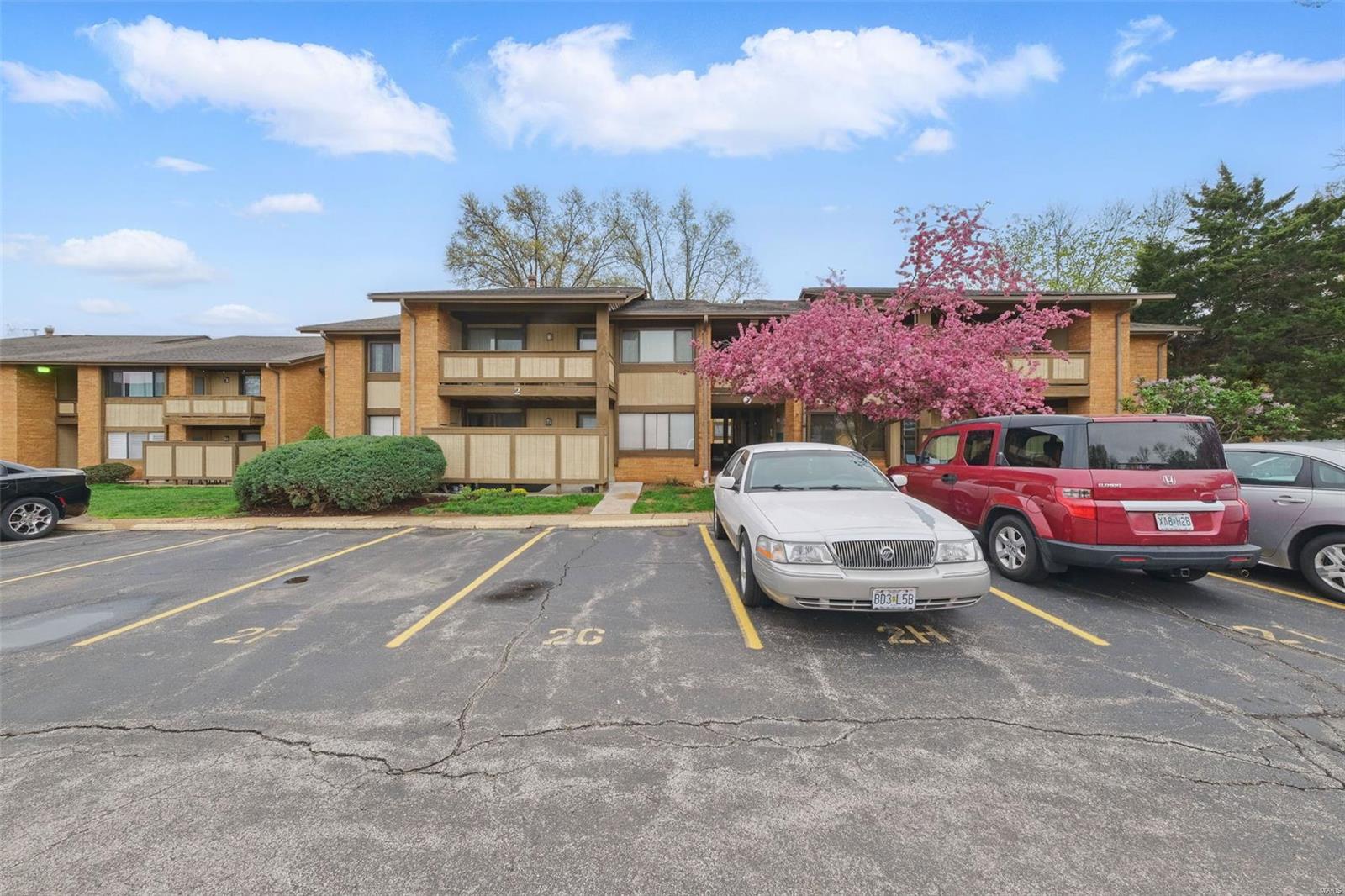 2 Fairways Circle Unit: I