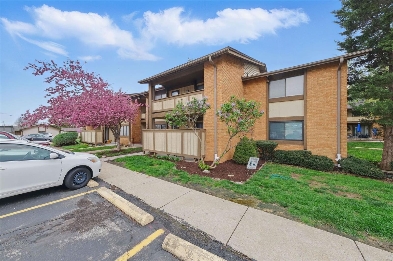 2 Fairways Circle Unit: I