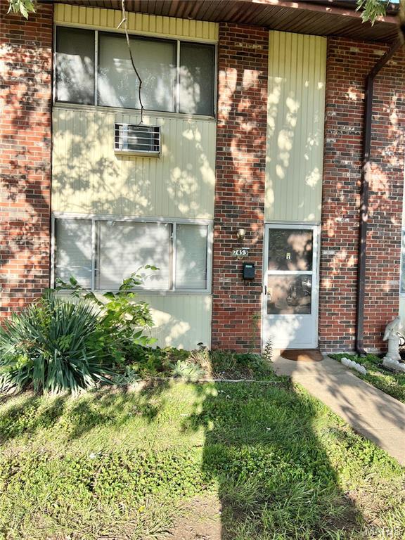 7453 Hazelcrest Drive