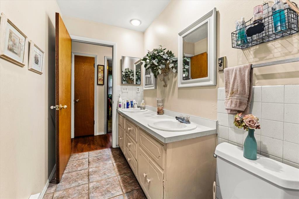 8733 Sieloff Drive Unit: F