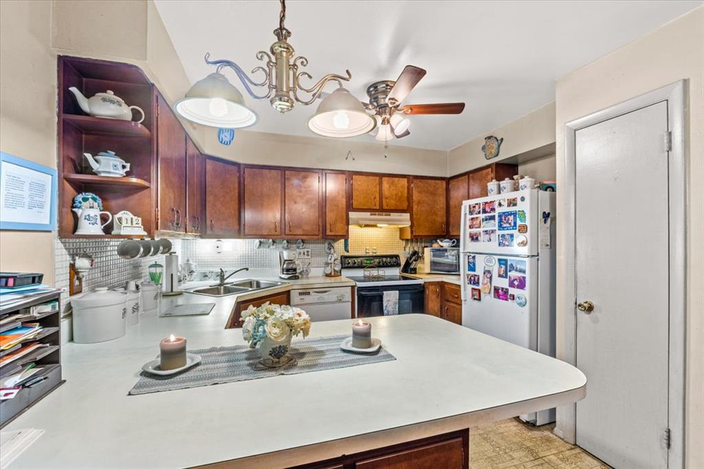 8733 Sieloff Drive Unit: F