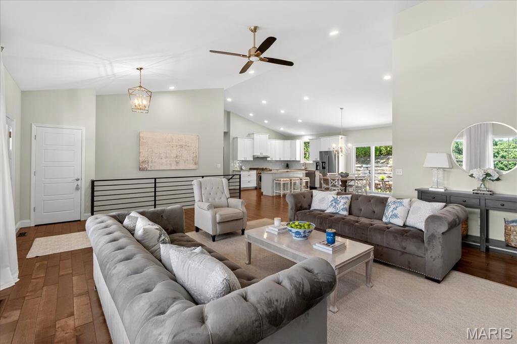 1011 Frisco Hollows Road