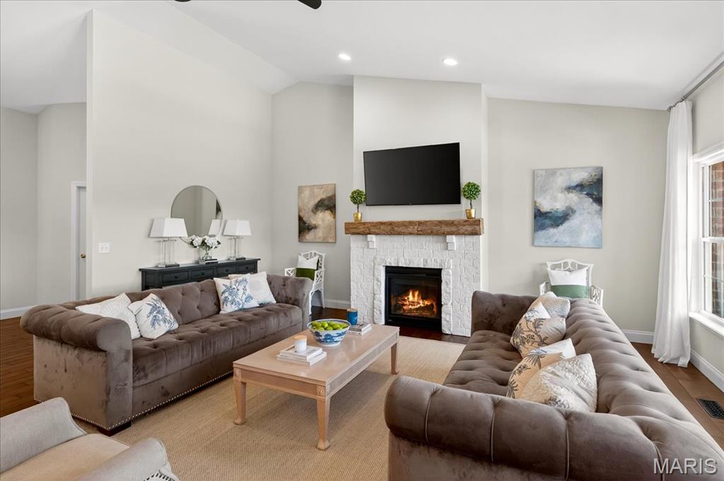 1011 Frisco Hollows Road