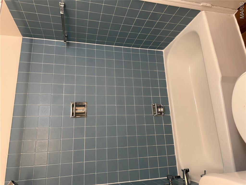 452 Chapel Ridge Drive Unit: F