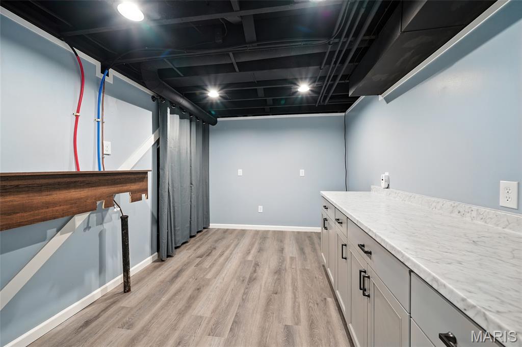 7222 Cheshire Lane