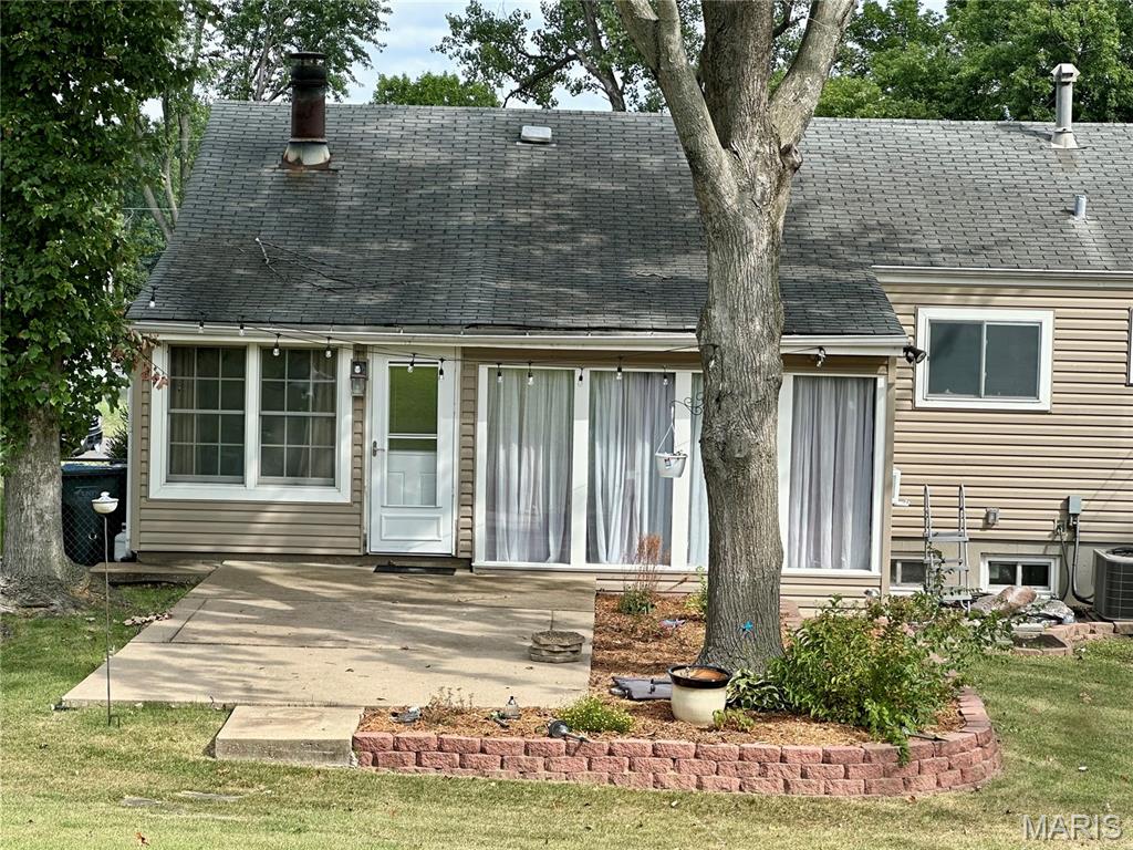 7222 Cheshire Lane