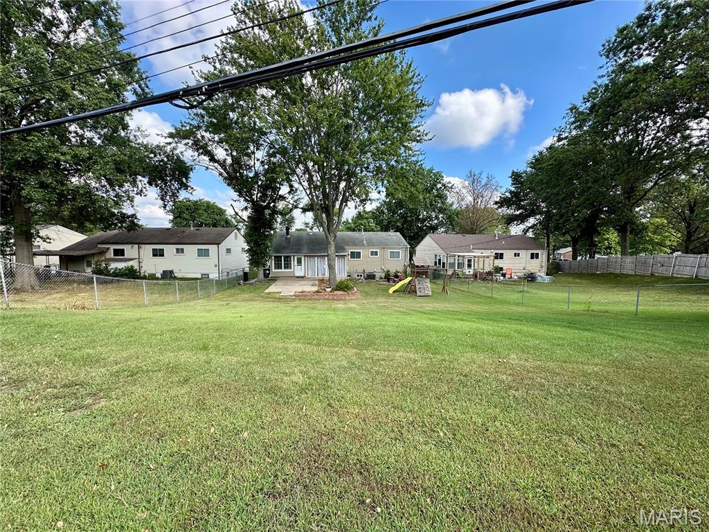 7222 Cheshire Lane