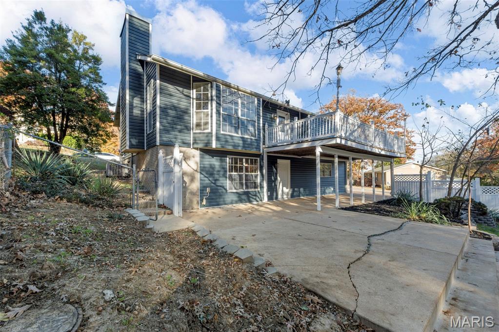 2108 S Oaks Drive