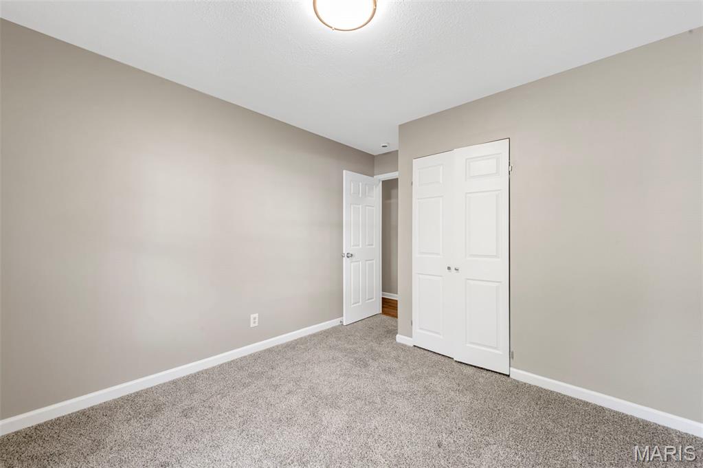 2108 S Oaks Drive