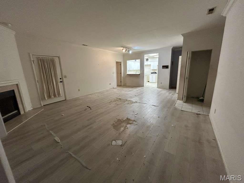 10925 Vauxhall Drive