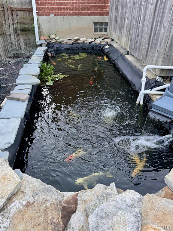 84 S Laclede Station Road