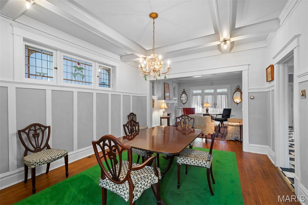 8 Lawn Place