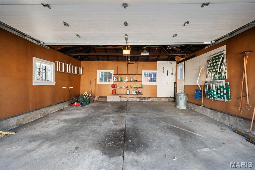 8 Lawn Place