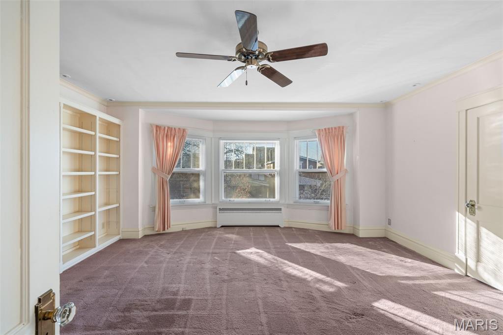 8 Lawn Place