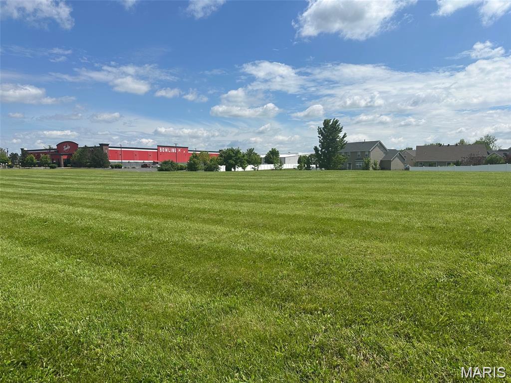 8100 Veterans Memorial Parkway Parkway