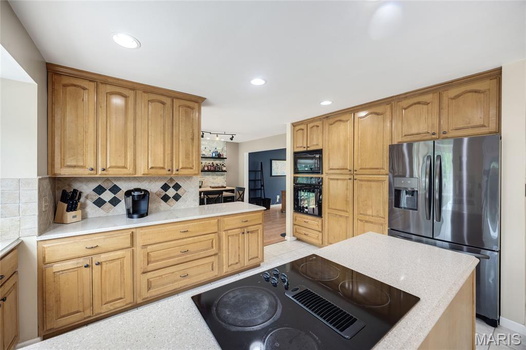 1215 Summerpoint Lane