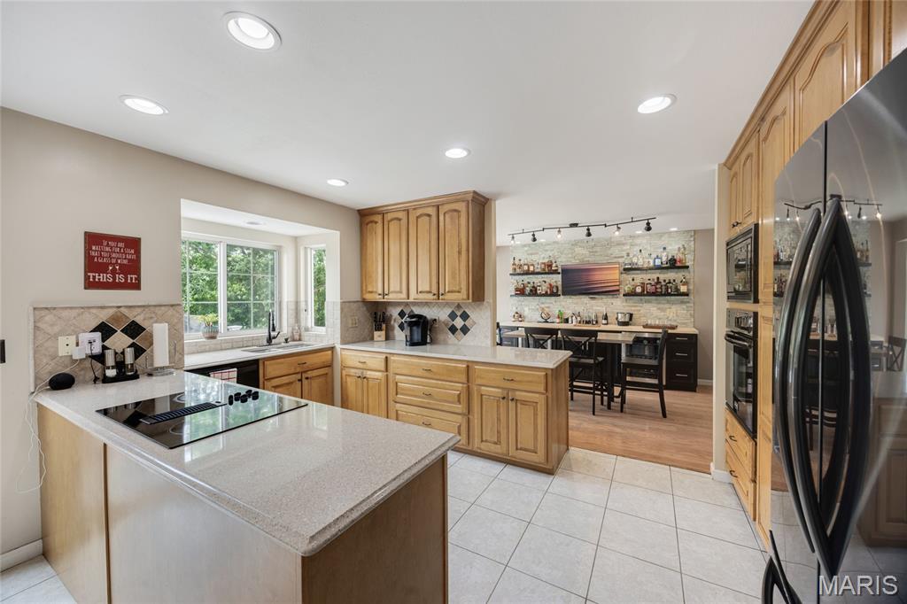 1215 Summerpoint Lane