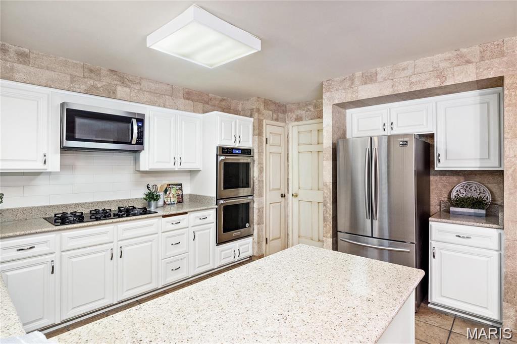 13238 Pinetree Lake Drive