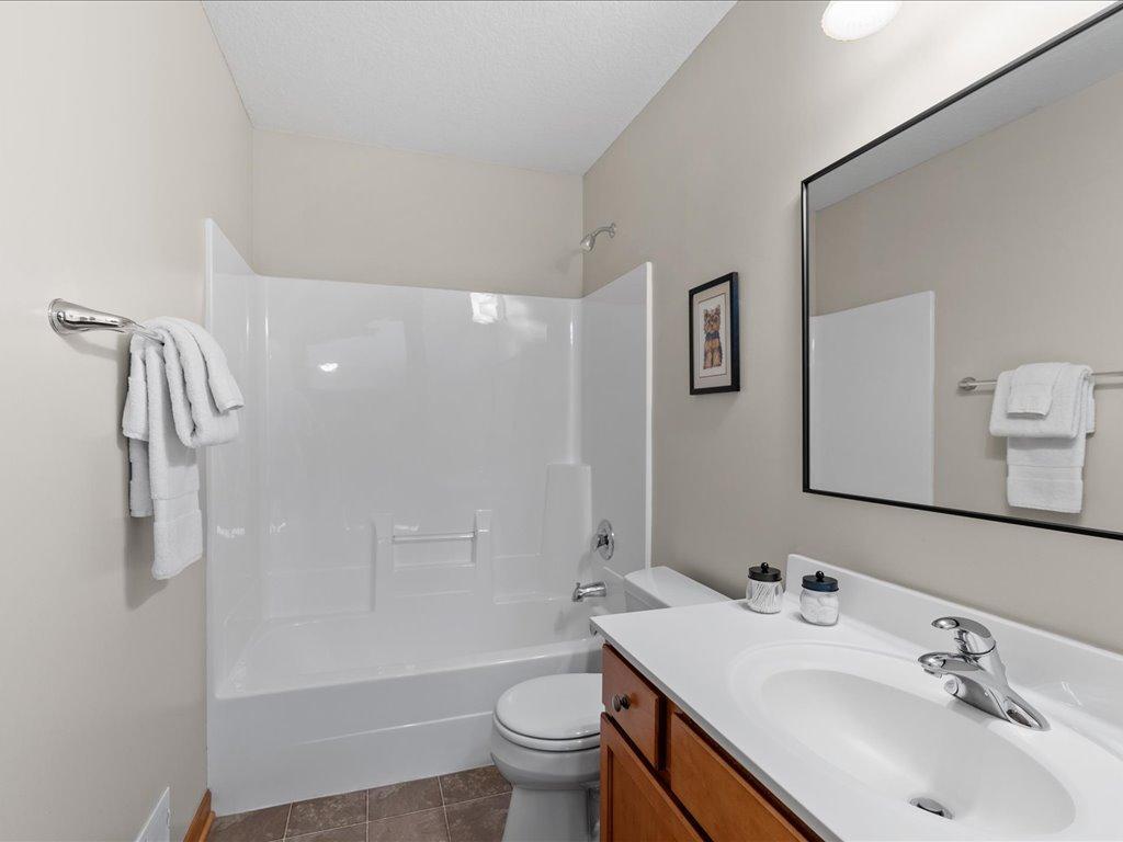 3815 Eagle Nest Drive