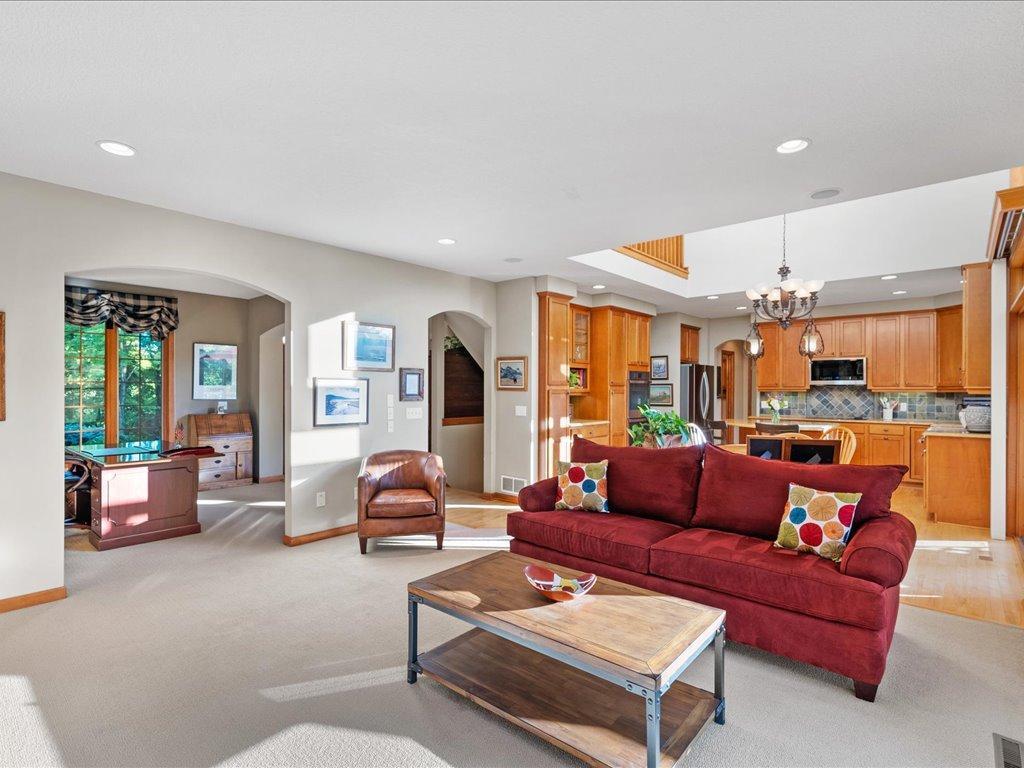 3815 Eagle Nest Drive