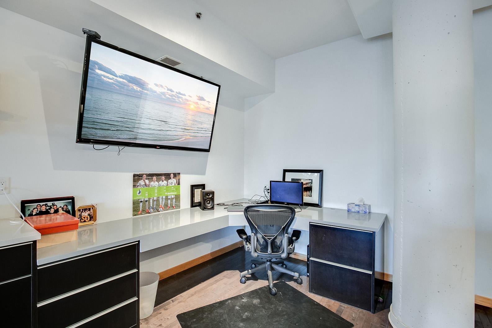 408 N 1st Street Unit: 305