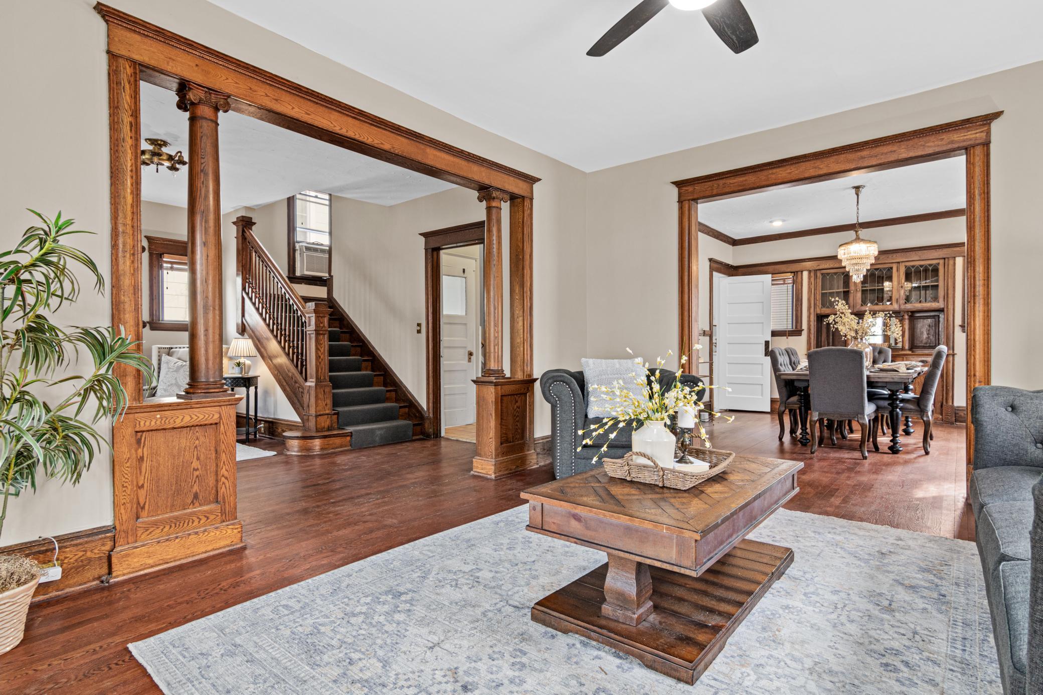 3045 Dupont Avenue S