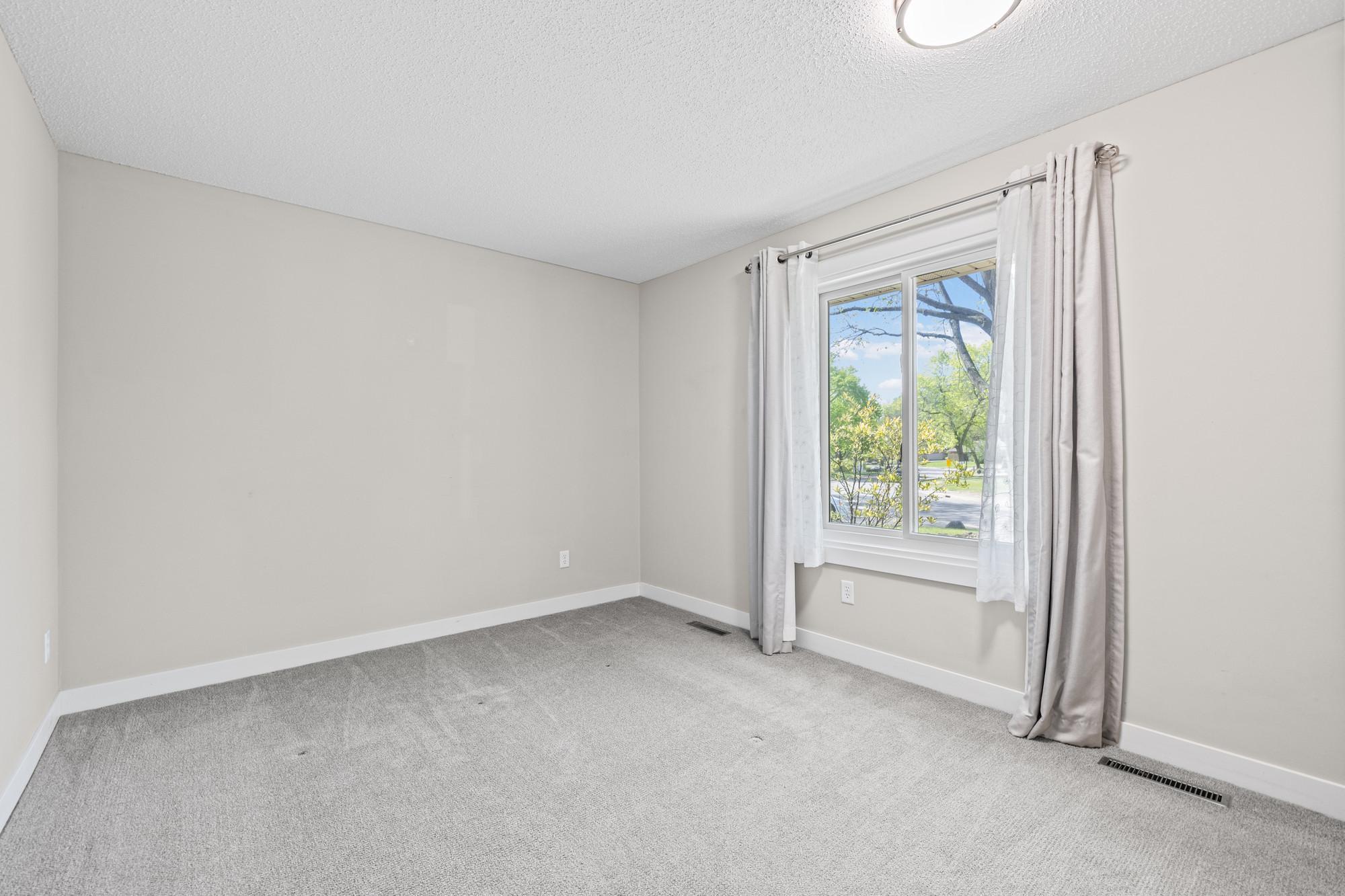 2257 Country Lane