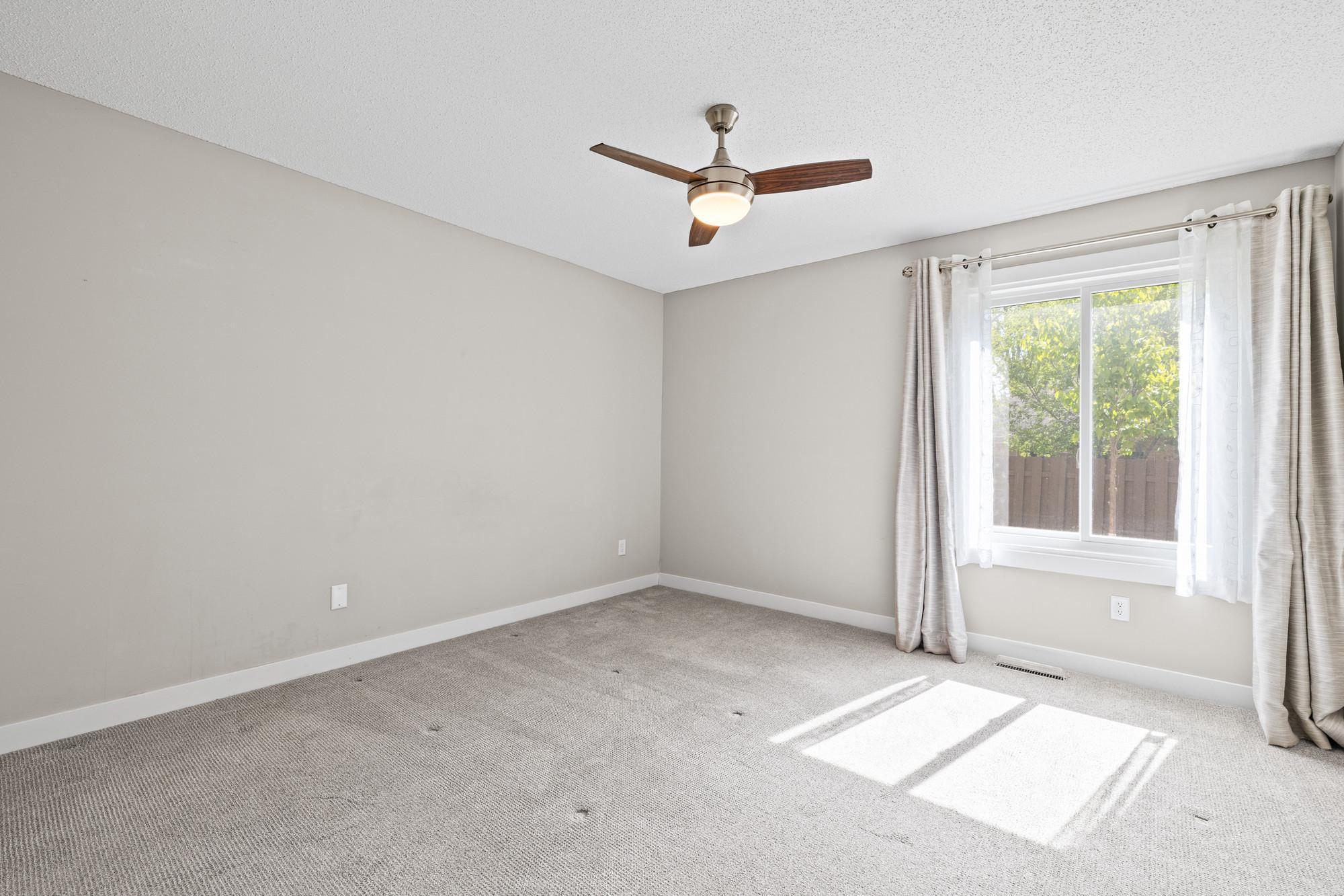 2257 Country Lane