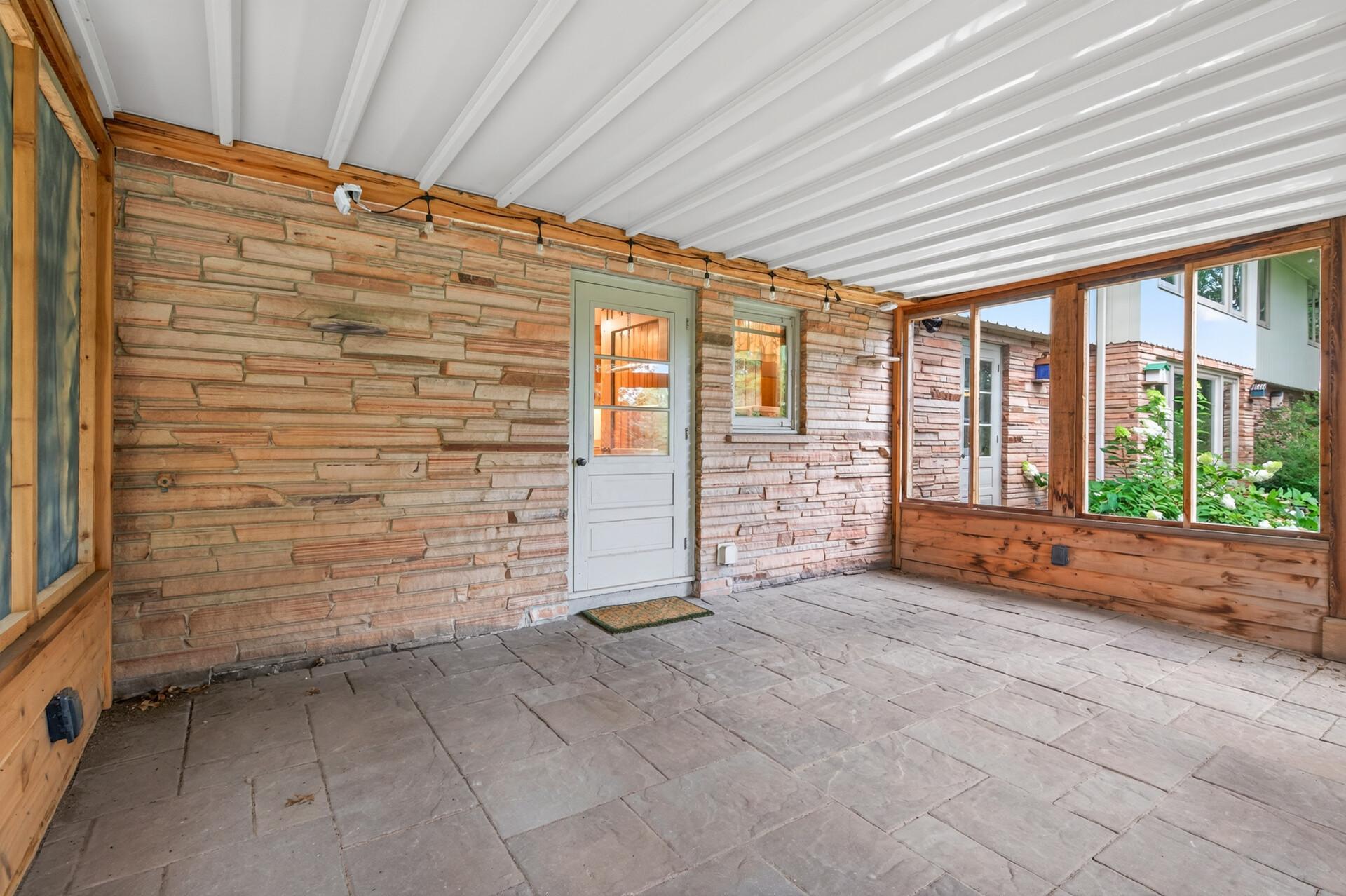 15753 Cedar Ridge Road