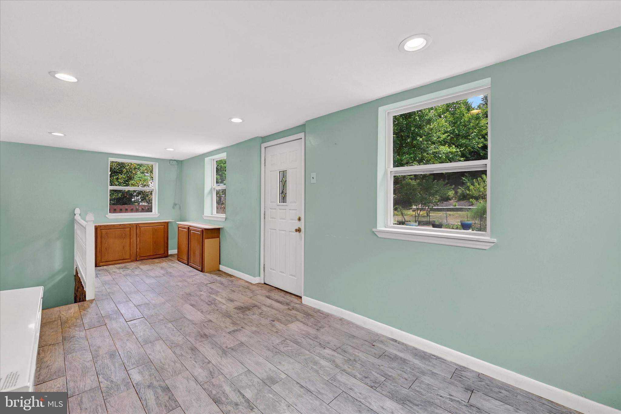 56 Bremer Dr