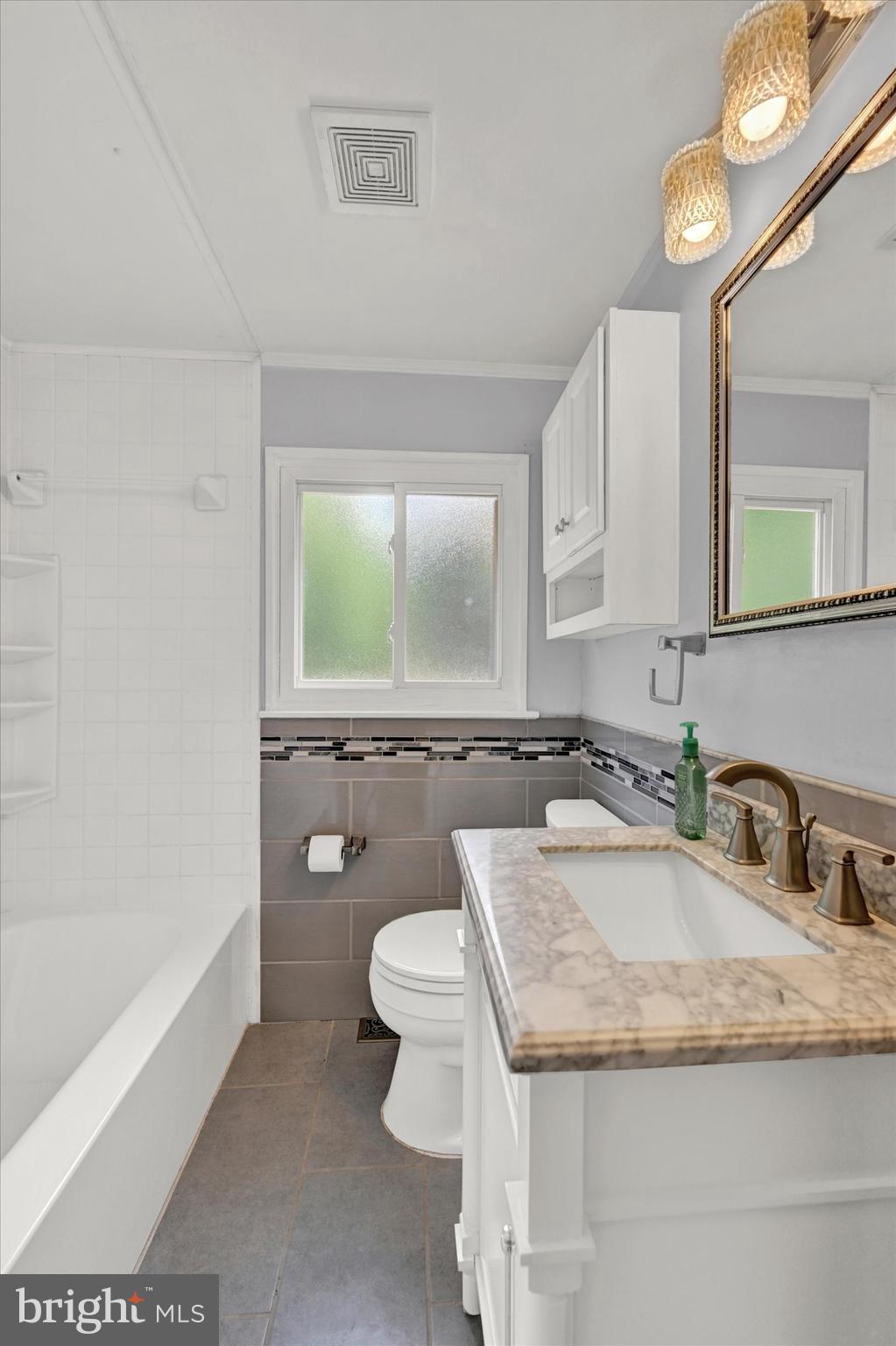 56 Bremer Dr