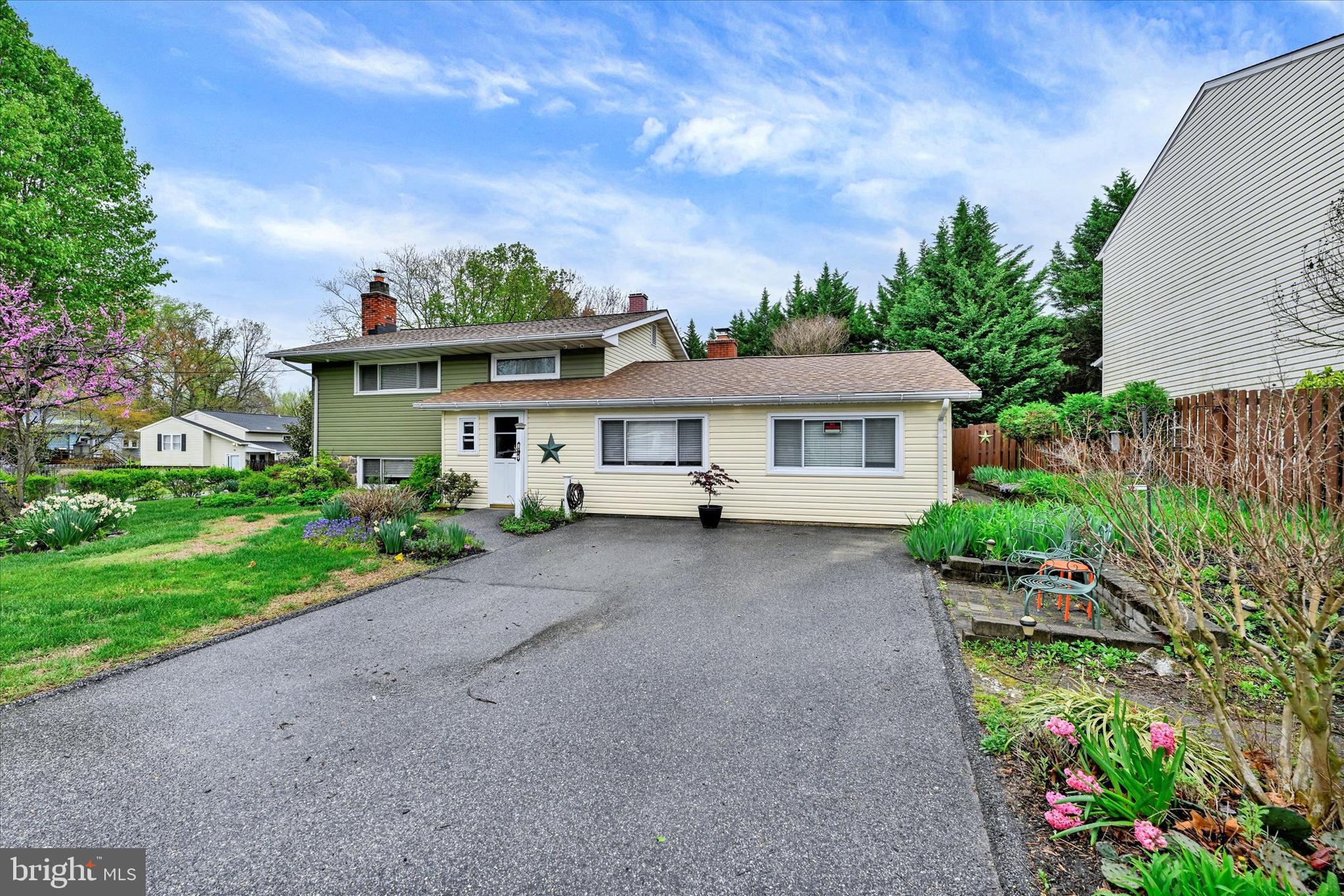 56 Bremer Dr