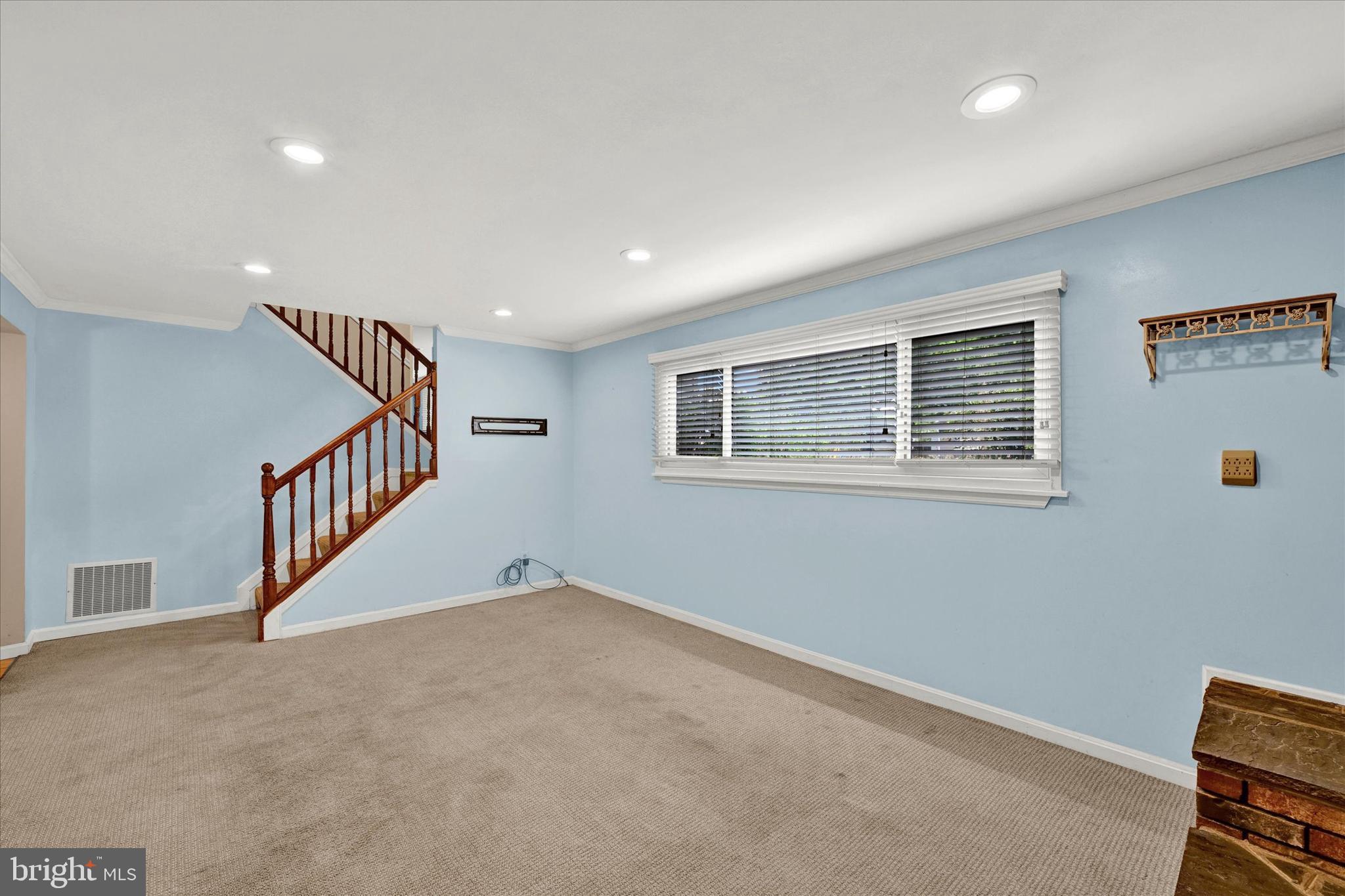 56 Bremer Dr