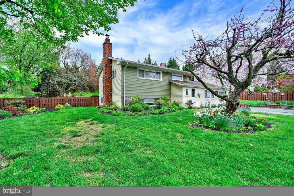 56 Bremer Dr