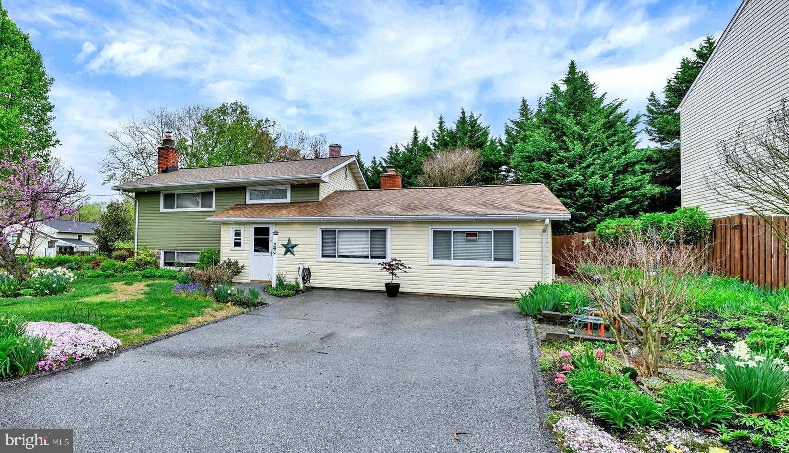 56 Bremer Dr