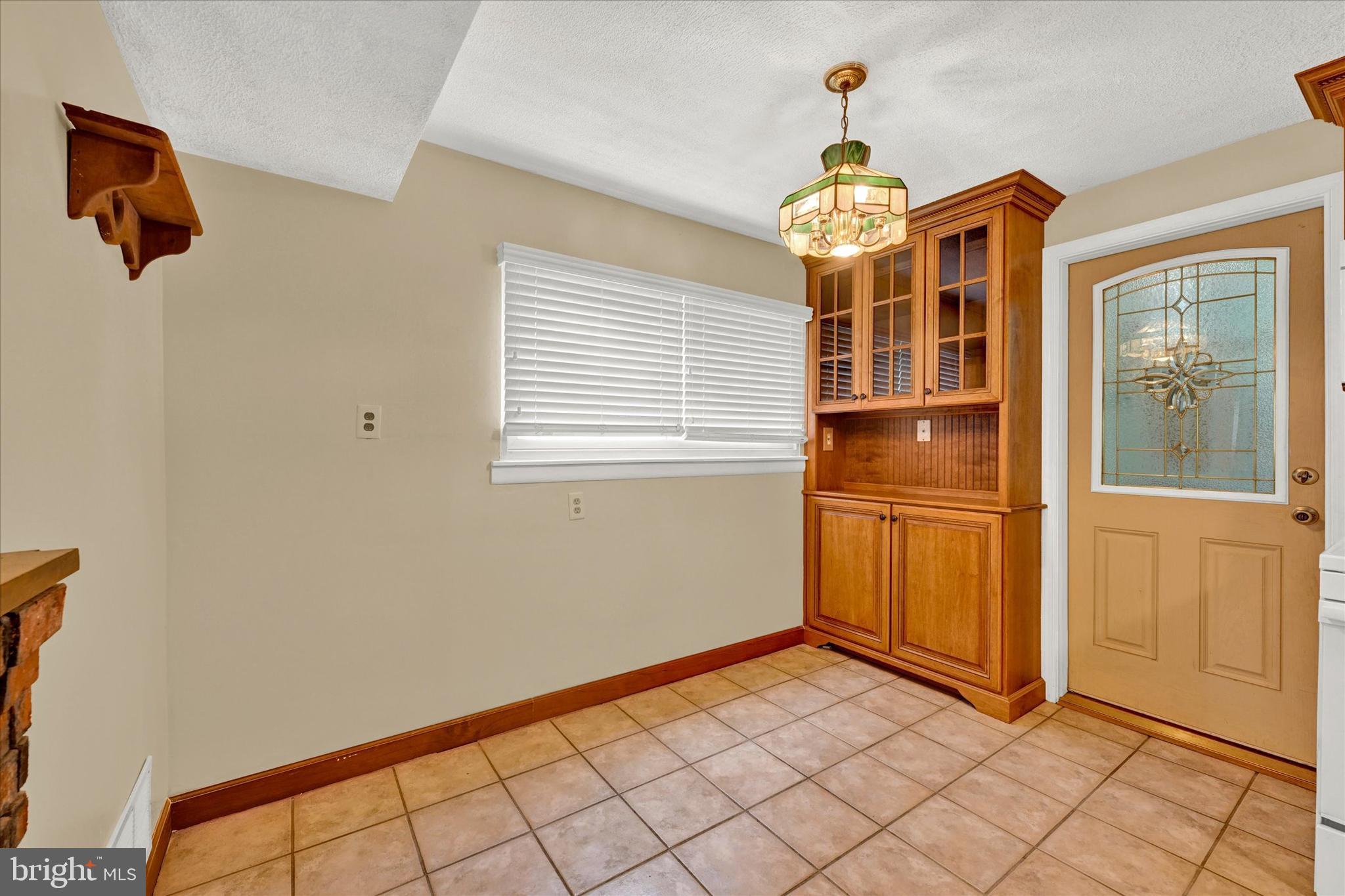 56 Bremer Dr