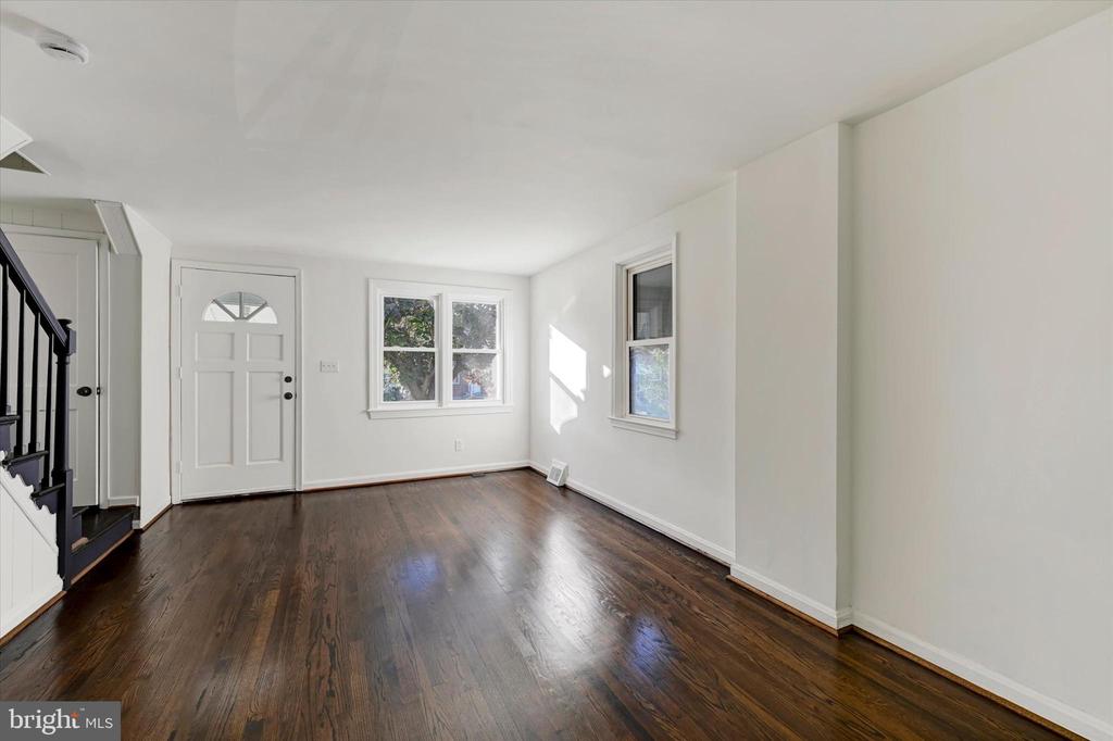 418 ROGERS AVENUE