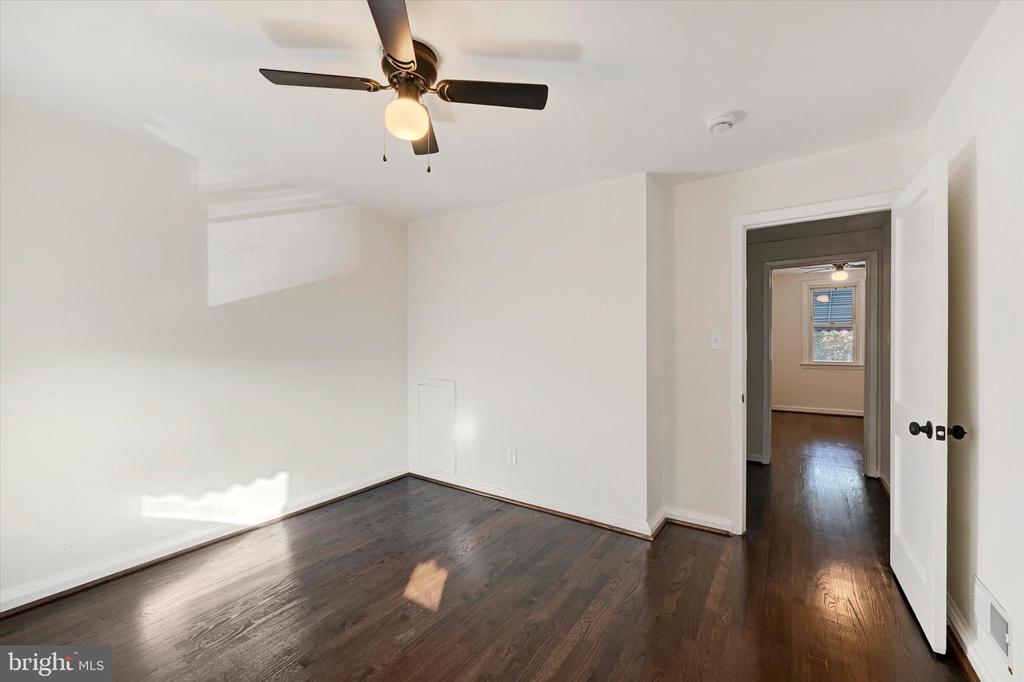 418 ROGERS AVENUE