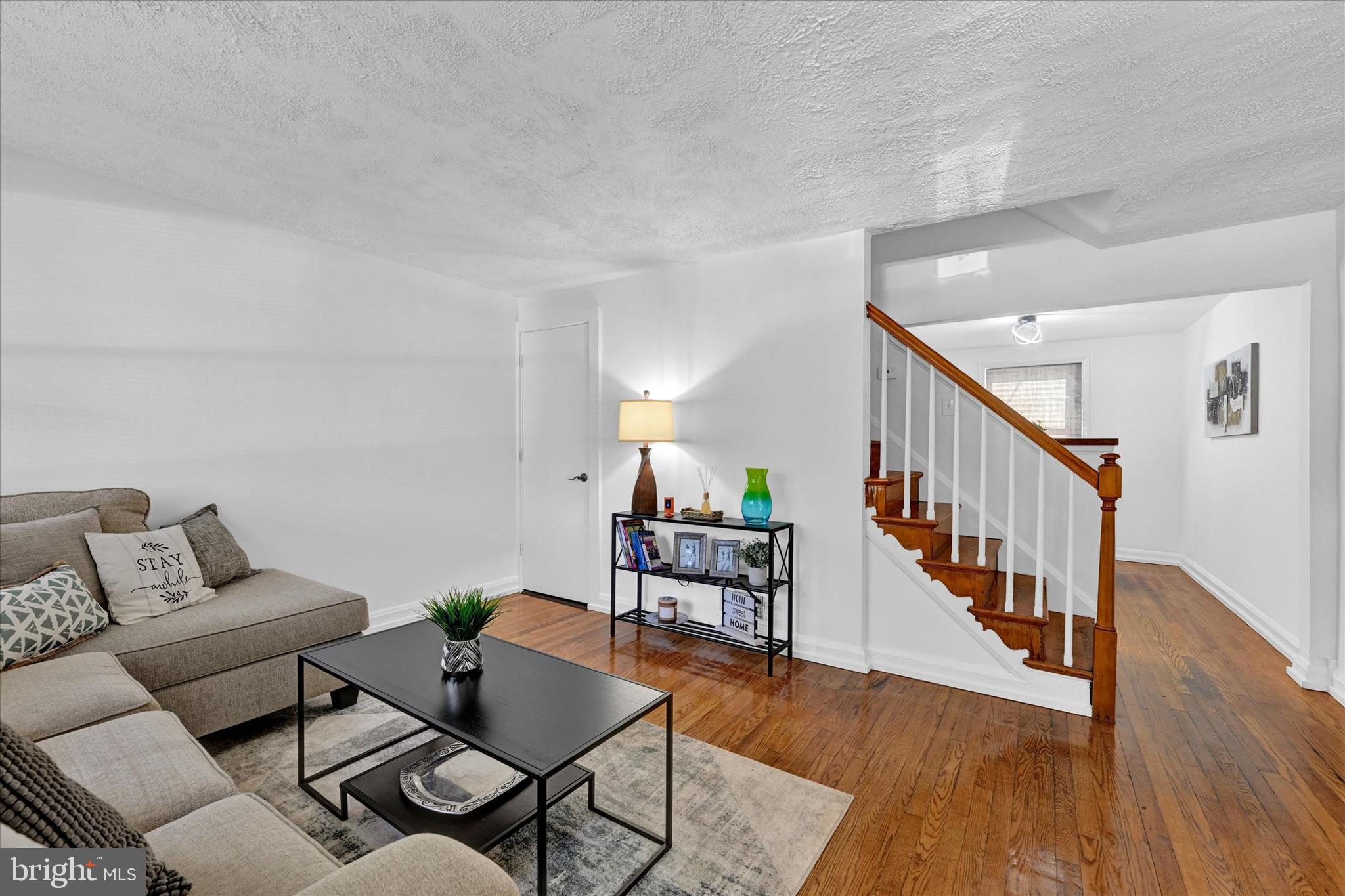 603 Lucia Ave