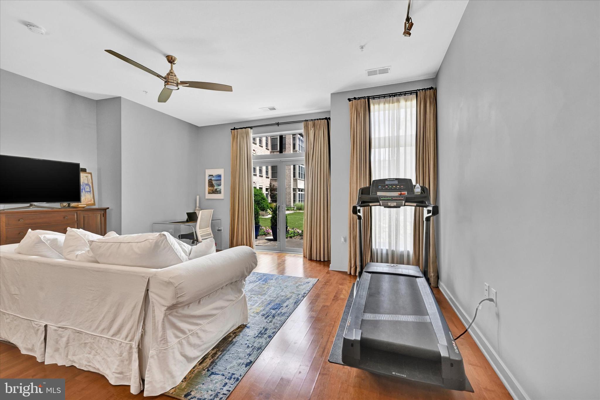 1209 N Charles St #110