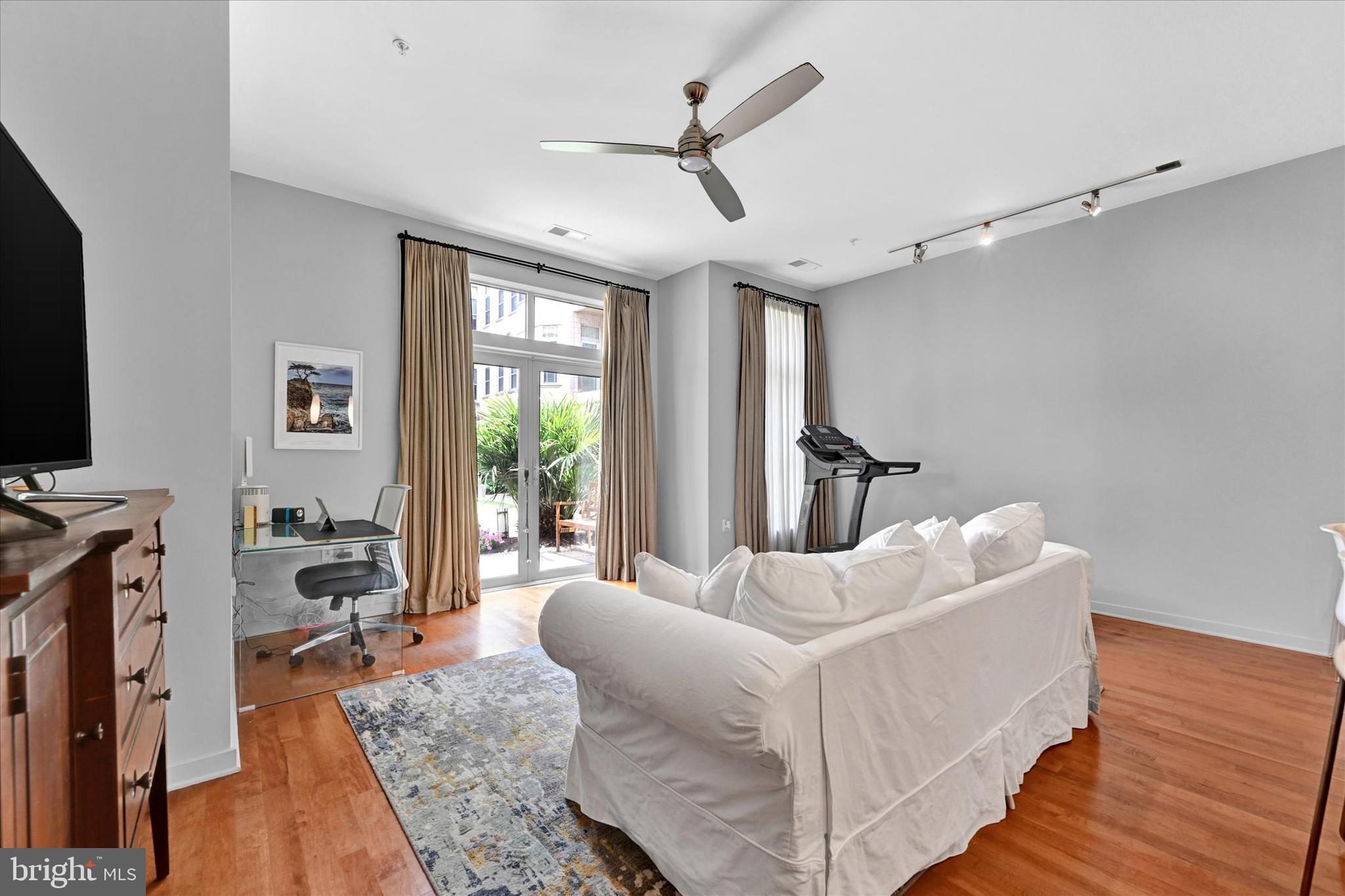 1209 N Charles St #110