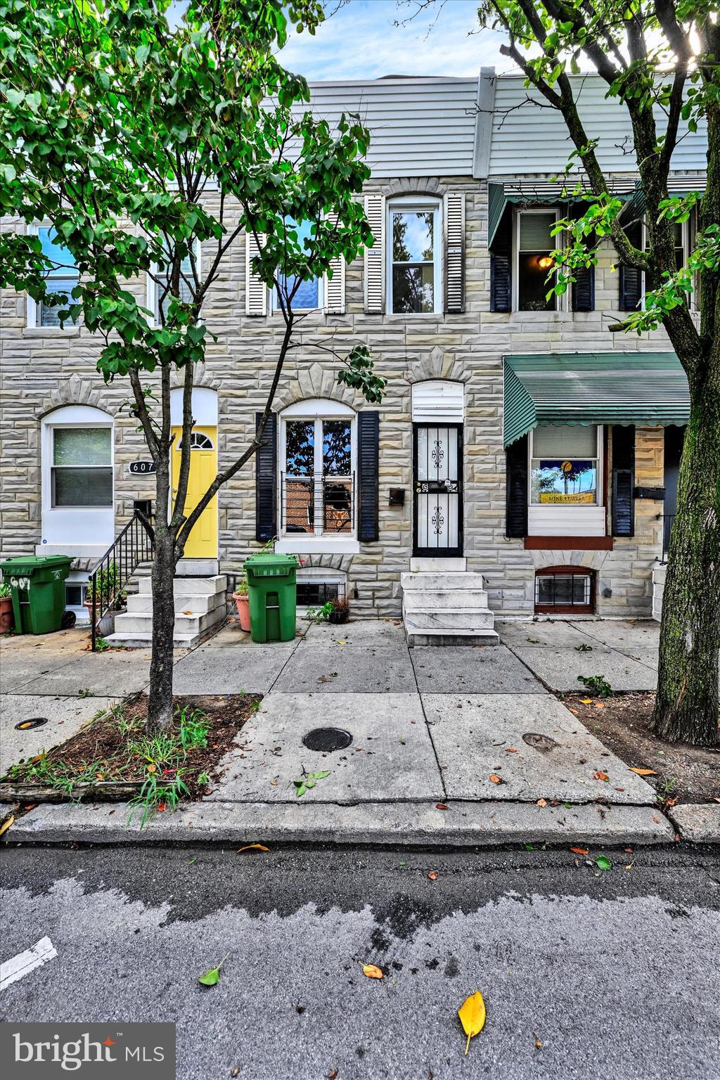 605 N Montford Ave